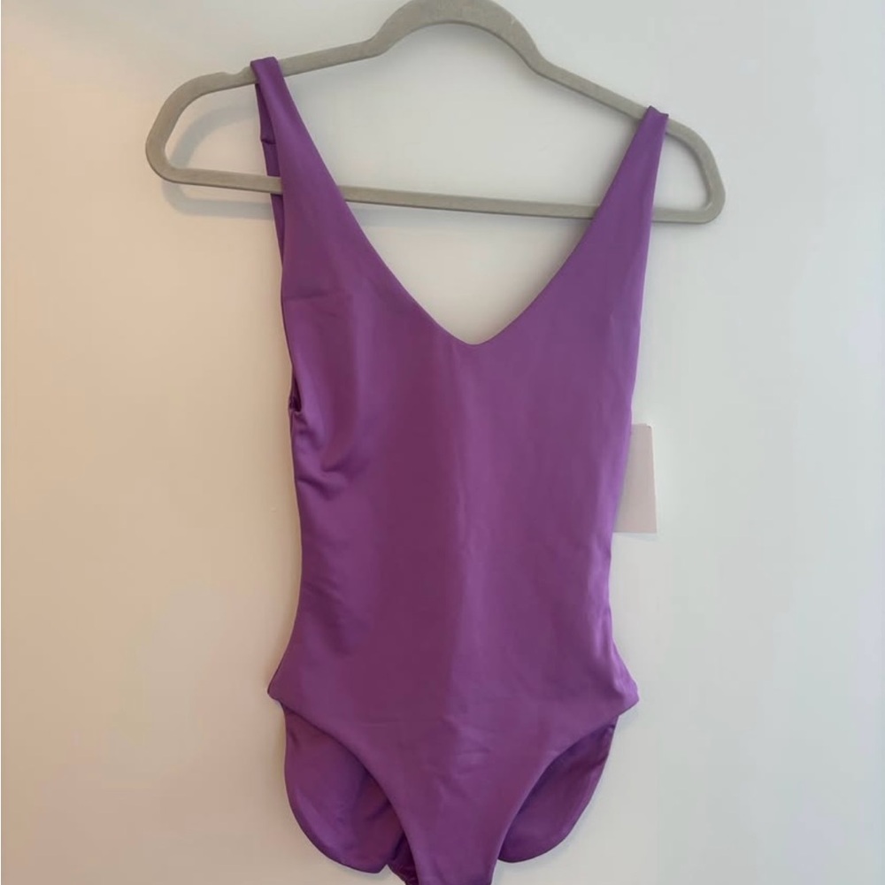 NWT Londre Minimalist one piece, XS tall